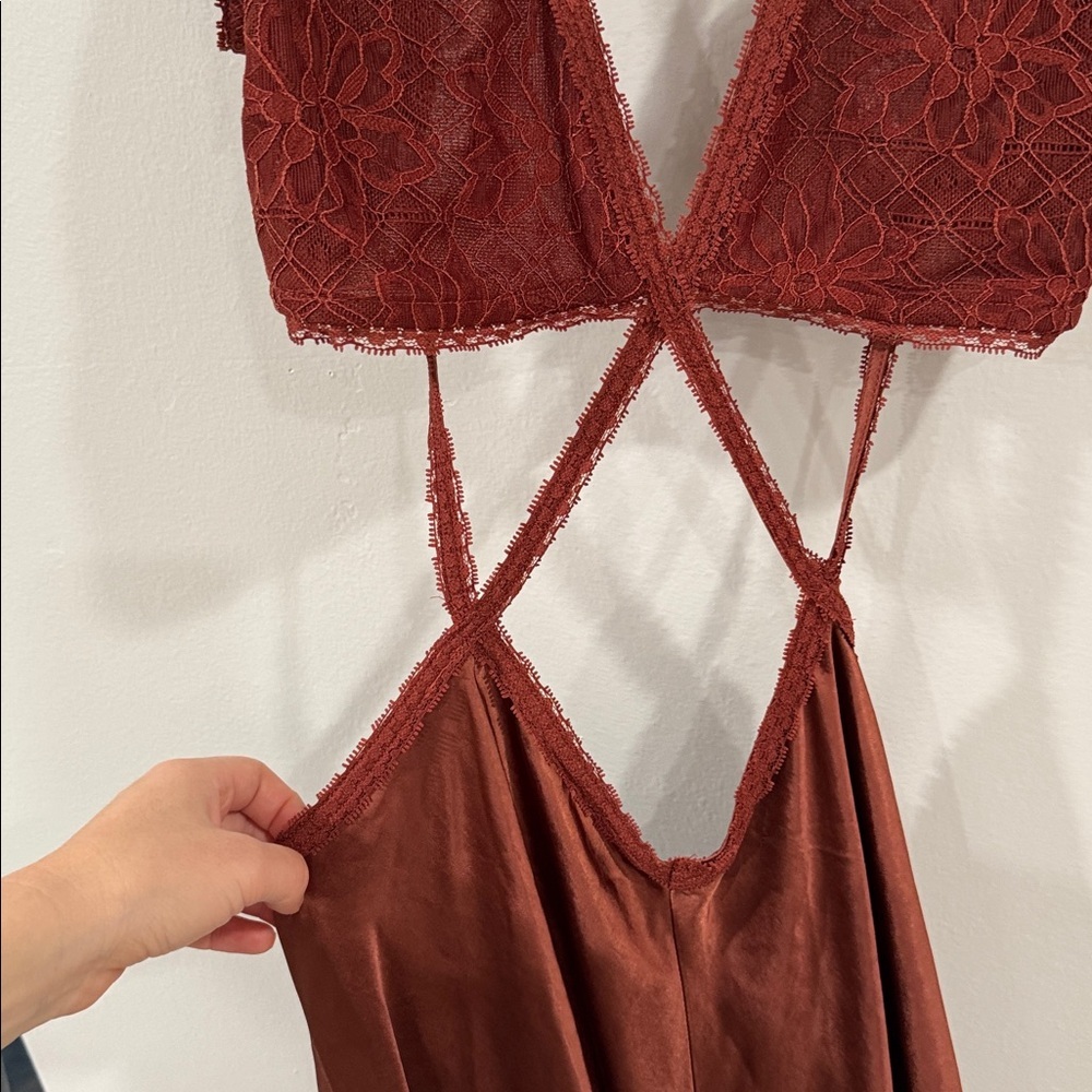 NWT Meshki Seraphine Cherry Chocolate Lace Maxi strappy sexy Dress - Picture 5 of 7
